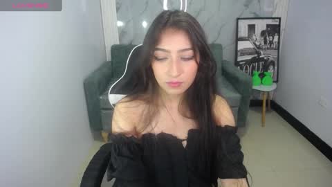 Snapshot of gaby_s1 chatting on September 18, 2025, 4:14 am Gaby  online show from September 18, 2025, 4:14 am