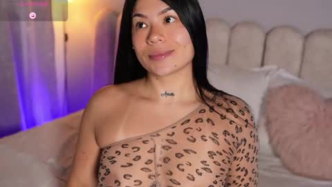 Snapshot of gaby_star69 chatting on March 8, 2025, 4:06 pm Aleja online show from March 8, 2025, 4:06 pm