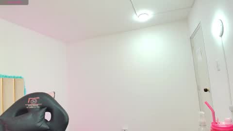 Snapshot of gaby_tay1 chatting on March 10, 2025, 3:01 am Gaby online show from March 10, 2025, 3:01 am