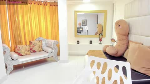 gabriela online show from February 28, 2025, 1:25 pm