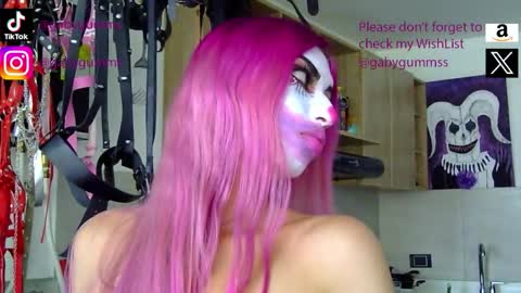 gabygumms online show from October 14, 2025, 1:34 pm