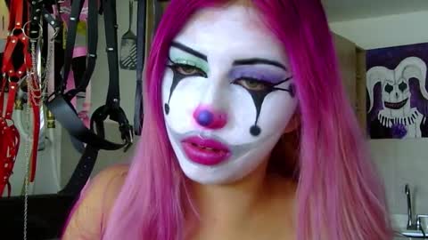 gabygumms online show from October 17, 2025, 1:03 pm