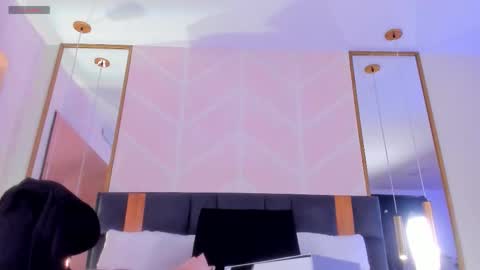 Gaby online show from December 2, 2025, 8:26 pm