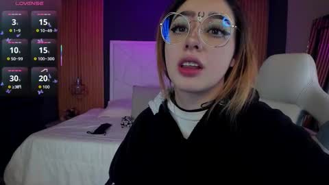 gabyrose9 online show from September 15, 2025, 11:32 am