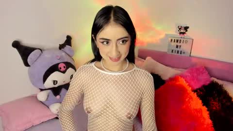 Snapshot of gabyye_capprins chatting on February 21, 2025, 12:27 am gabyye capprins online show from February 21, 2025, 12:27 am