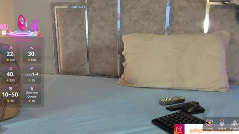 Snapshot of gabyyjones chatting on November 4, 2025, 11:31 am gabyyjones online show from November 4, 2025, 11:31 am