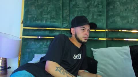 Snapshot of gael_coral chatting on November 30, 2025, 2:10 pm Gael Coral some hot latinos online show from November 30, 2025, 2:10 pm