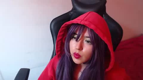 Kate 3 online show from November 11, 2025, 9:48 pm