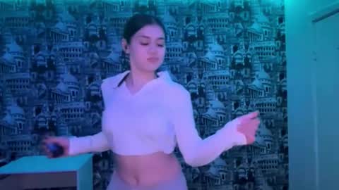 Snapshot of galehudley chatting on December 15, 2025, 7:07 pm Abigail online show from December 15, 2025, 7:07 pm