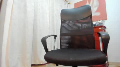 Snapshot of galileabigcock chatting on December 25, 2024, 5:58 am CORAL online show from December 25, 2024, 5:58 am