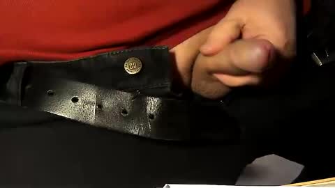 Snapshot of gallimanxxleu chatting on January 8, 2025, 11:32 am Stutzen online show from January 8, 2025, 11:32 am