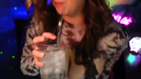 Snapshot of garagesex22 chatting on December 3, 2024, 5:20 am Jenna  - be back MONDAY night.  online show from December 3, 2024, 5:20 am