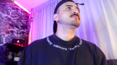 Chris  Dont forget to gift me thumb up Its very important to me and makes me happy AF  online show from October 22, 2025, 6:46 am