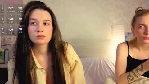 Violla online show from December 1, 2025, 3:33 am