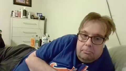 Snapshot of garyg930 chatting on December 31, 2024, 1:57 am Gary online show from December 31, 2024, 1:57 am