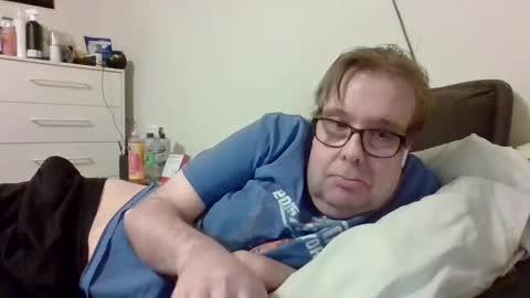 Snapshot of garyg930 chatting on January 8, 2025, 8:27 am Gary online show from January 8, 2025, 8:27 am