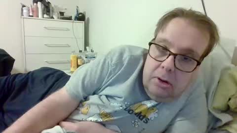 Snapshot of garyg930 chatting on February 3, 2025, 11:58 pm Gary online show from February 3, 2025, 11:58 pm