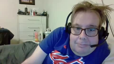 Snapshot of garyg930 chatting on October 2, 2025, 5:47 am Gary online show from October 2, 2025, 5:47 am
