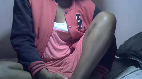 gasielah online show from January 12, 2025, 4:21 am