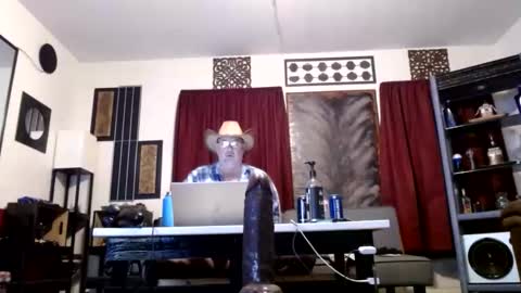 Snapshot of gatewaylaptop2019 chatting on November 4, 2025, 5:17 am gatewaylaptop2019 online show from November 4, 2025, 5:17 am