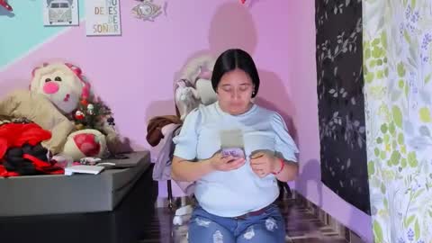 Diana online show from December 4, 2025, 2:32 am