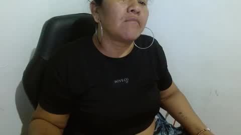 Snapshot of gatika_sexy chatting on February 4, 2025, 1:23 am katia online show from February 4, 2025, 1:23 am