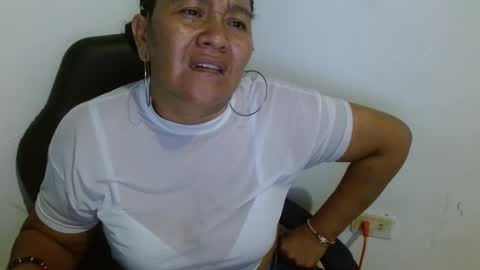 Snapshot of gatika_sexy chatting on February 5, 2025, 2:19 am katia online show from February 5, 2025, 2:19 am