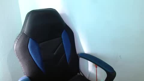 Snapshot of gatika_sexy chatting on February 13, 2025, 7:42 pm katia online show from February 13, 2025, 7:42 pm