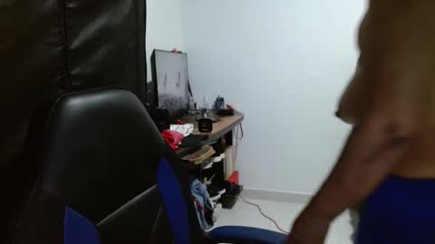 Snapshot of gatika_sexy chatting on October 4, 2025, 4:10 am katia online show from October 4, 2025, 4:10 am