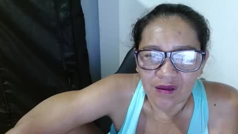 Snapshot of gatika_sexy chatting on November 23, 2025, 4:45 am katia online show from November 23, 2025, 4:45 am