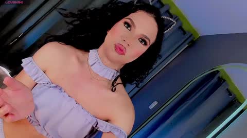 Vnecis Marn online show from January 5, 2025, 2:41 pm