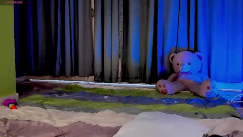 Vnecis Marn online show from February 16, 2025, 10:54 pm