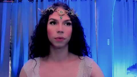 Vnecis Marn online show from February 25, 2025, 9:35 pm