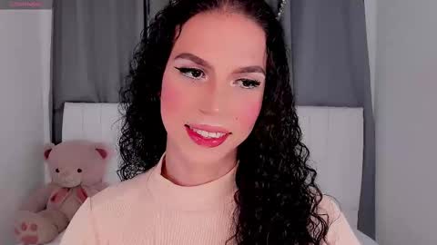 Vnecis Marn online show from September 25, 2025, 4:11 pm