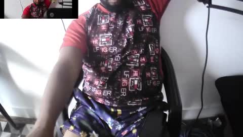 Snapshot of gatodelicio chatting on October 30, 2025, 7:14 pm gatodelicio online show from October 30, 2025, 7:14 pm