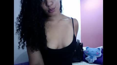 Snapshot of gatubelahotxxx chatting on January 19, 2025, 10:39 pm gatubelahotxxx online show from January 19, 2025, 10:39 pm