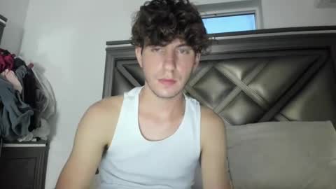 Snapshot of gayndepressed chatting on September 17, 2025, 12:45 am Trace online show from September 17, 2025, 12:45 am