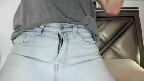 Snapshot of gayndepressed chatting on October 31, 2025, 5:08 am Trace online show from October 31, 2025, 5:08 am