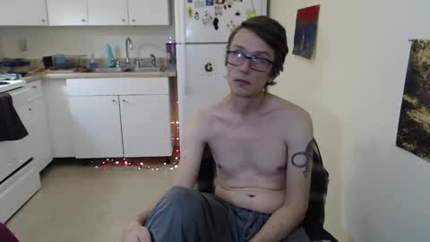 Snapshot of gdanch chatting on January 3, 2025, 11:23 pm G online show from January 3, 2025, 11:23 pm