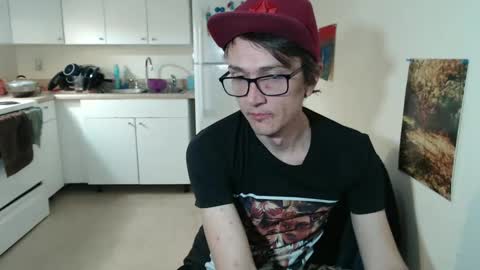 Snapshot of gdanch chatting on January 4, 2025, 11:59 pm G online show from January 4, 2025, 11:59 pm