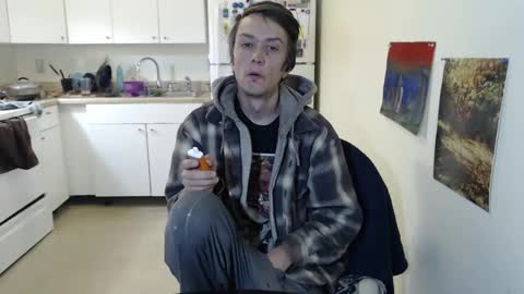 Snapshot of gdanch chatting on January 5, 2025, 1:15 pm G online show from January 5, 2025, 1:15 pm