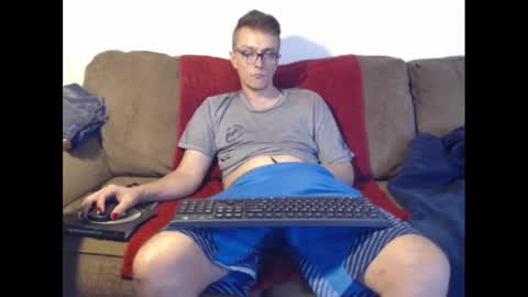 Snapshot of gdanch chatting on October 9, 2025, 3:32 pm G online show from October 9, 2025, 3:32 pm