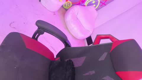 Snapshot of geanna_rose chatting on December 21, 2024, 11:11 am geanna_rose online show from December 21, 2024, 11:11 am