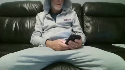 Snapshot of geeezer64 chatting on November 1, 2025, 4:03 am geeezer64 online show from November 1, 2025, 4:03 am