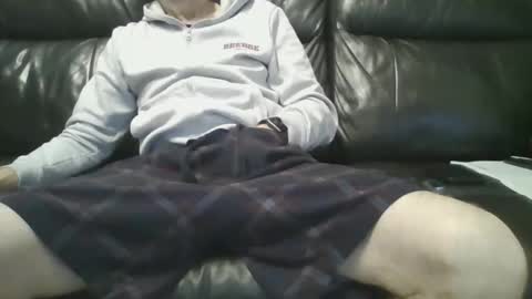 Snapshot of geeezer64 chatting on November 18, 2025, 12:49 am geeezer64 online show from November 18, 2025, 12:49 am