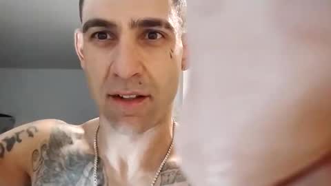 Snapshot of geekedoutlabs chatting on September 9, 2025, 3:28 am Zanecubano online show from September 9, 2025, 3:28 am