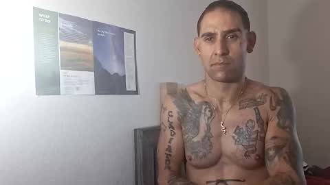 Snapshot of geekedoutlabs chatting on September 25, 2025, 11:52 pm Zanecubano online show from September 25, 2025, 11:52 pm