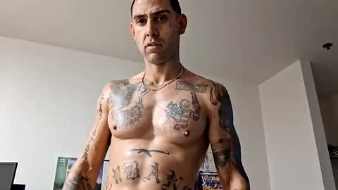 Snapshot of geekedoutlabs chatting on September 29, 2025, 9:25 am Zanecubano online show from September 29, 2025, 9:25 am