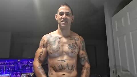 Snapshot of geekedoutlabs chatting on October 1, 2025, 5:46 am Zanecubano online show from October 1, 2025, 5:46 am