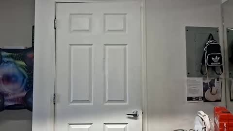 Snapshot of geekedoutlabs chatting on October 1, 2025, 6:36 pm Zanecubano online show from October 1, 2025, 6:36 pm